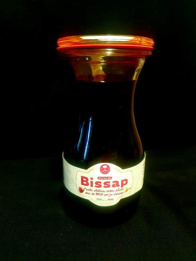 Le jus de bissap, un nectar délicieux aux multiples vertus